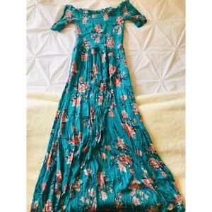 Off the shoulder Floral Dress